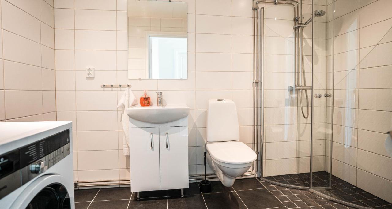 Saxnaes Ferieboende L. Erik Färjestaden Buitenkant foto