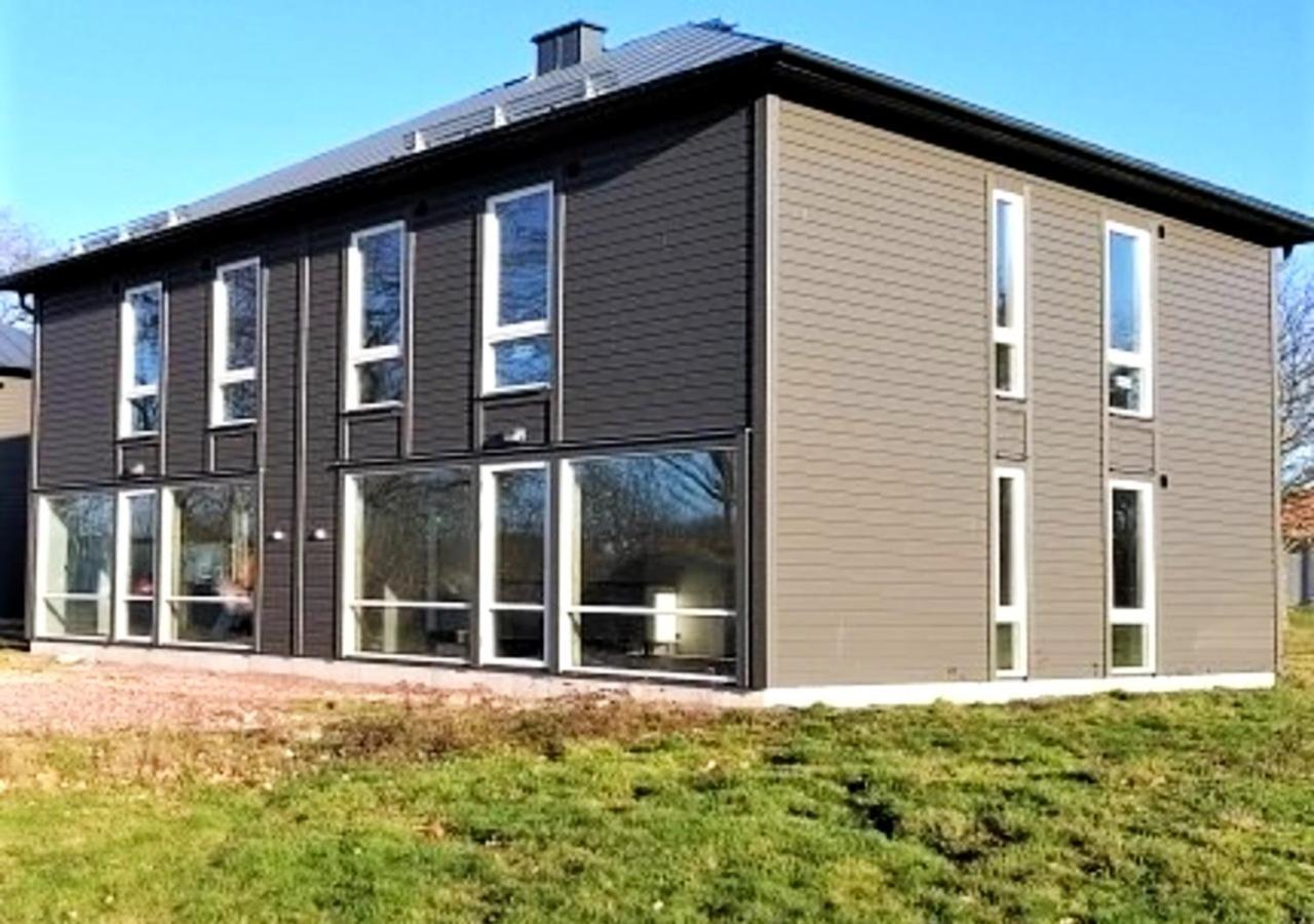 Saxnaes Ferieboende L. Erik Färjestaden Buitenkant foto